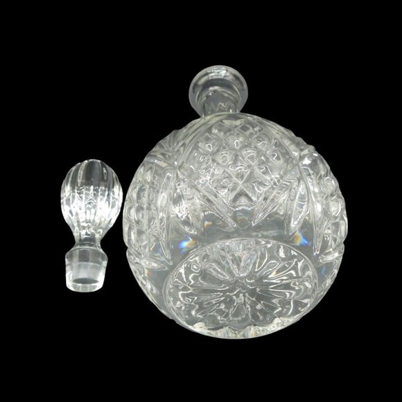 SHANNON Crystal Designs Of Ireland DECANTER with Stopper 12" Tall - Picture 5 of 11